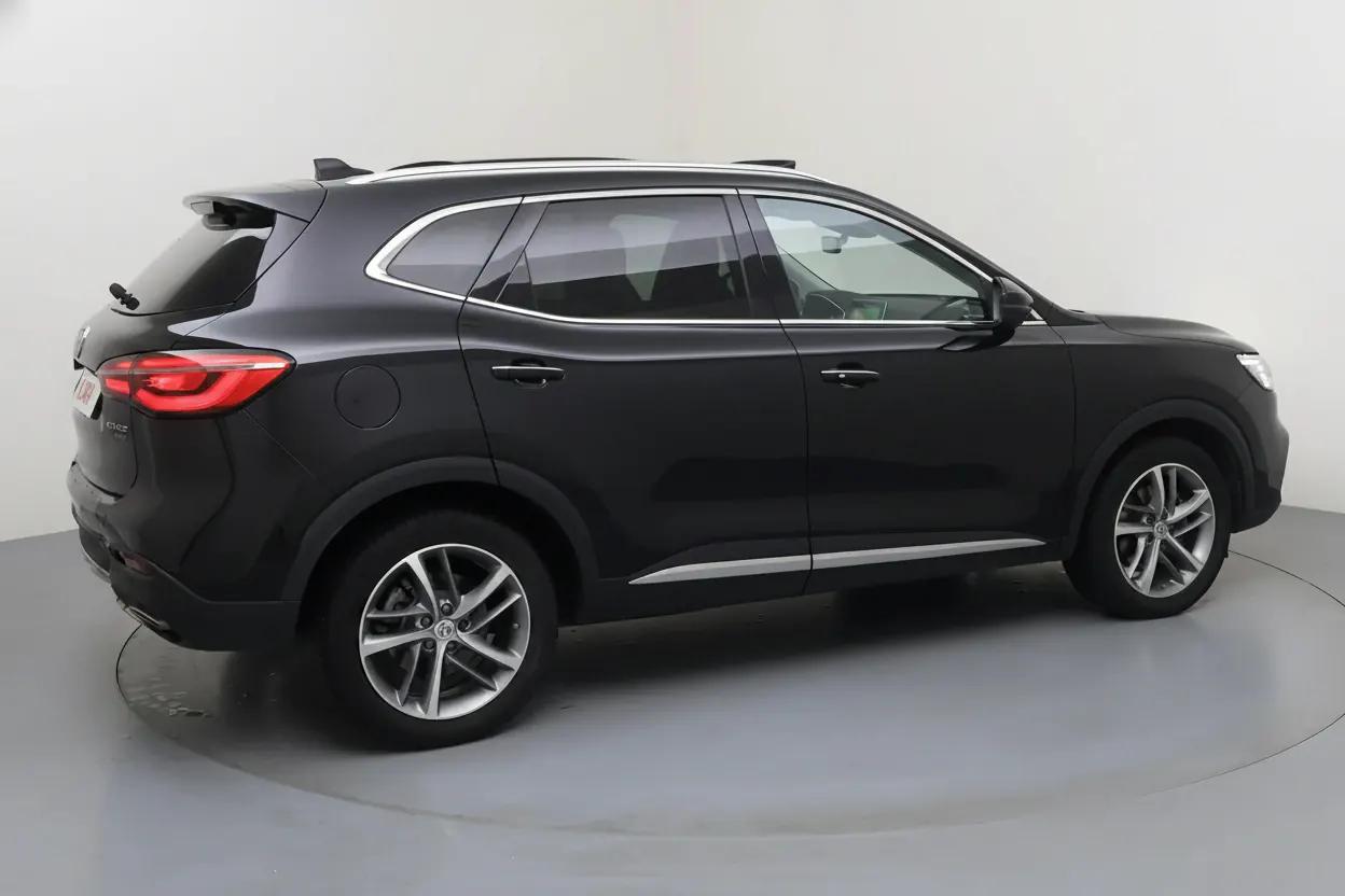 MG EHS en leasing sans apport à Paris — vue 3